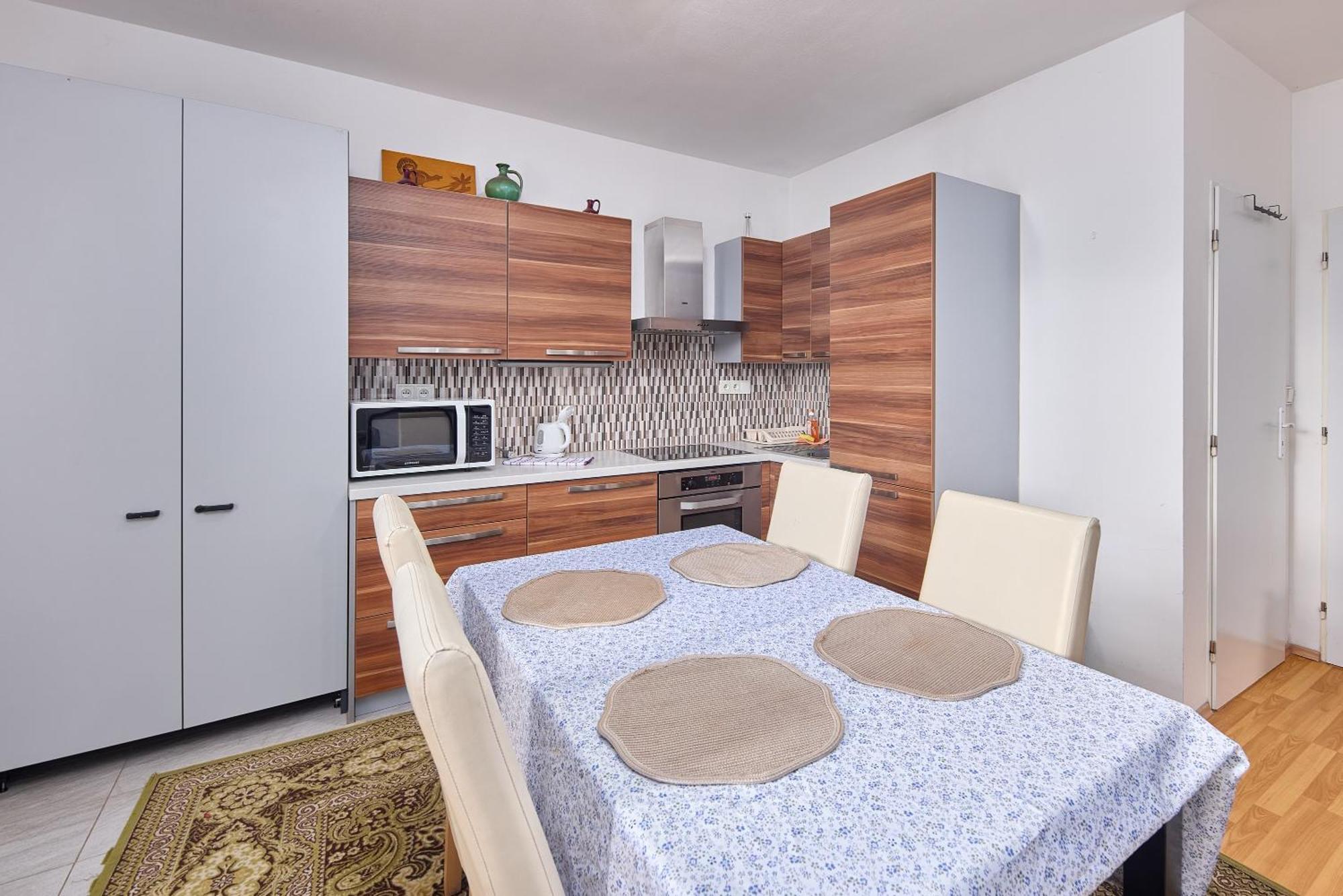 Cutie Apartment Bratislava Ngoại thất bức ảnh